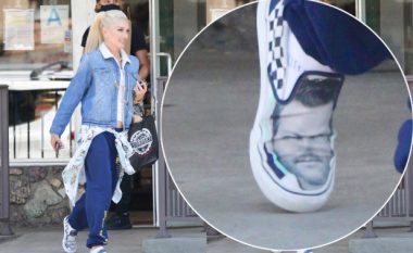 Gwen Stefani mbath këpucë me fytyrën e Blake Shelton mbi to