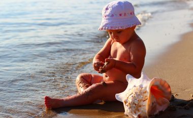 Sëmundja e lëkurës impetigo shfaqet për shkak të larjes në det të ndotur