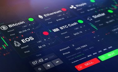 Platformat e kriptovalutave në telashe pasi u bë monedhë zyrtare në El Salvador