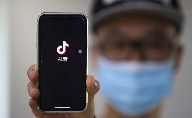 Versioni kinez i TikTok po ua kufizon fëmijëve kohën e shpenzuar në aplikacion – në 40 minuta në ditë