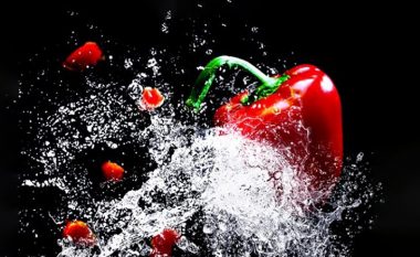 Speci i kuq ngre imunitetin dhe është gjithashtu i mirë për dietë