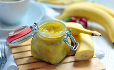 Banane në kavanoz? Kjo është receta për reçelin më të mirë që keni provuar ndonjëherë!