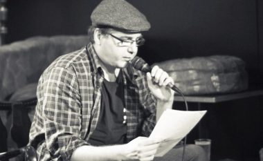 Kafkaeskja e “mutacioneve” të Francis Kirpsit