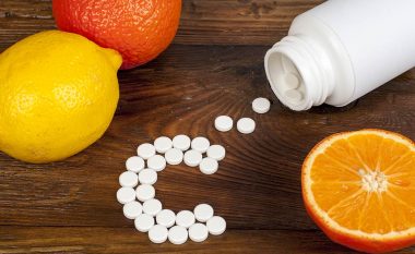 Katër gjëra që të gjithë duhet të dimë për vitaminën C: Çfarë doza në ditë duhet të marrë çdo person?
