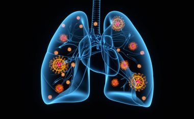 Pneumonia: Pesë shenja paralajmëruese që mushkëritë po dëmtohen nga COVID-19