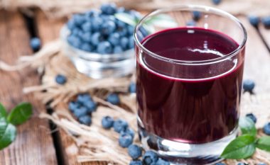 Pirja e këtij lëngu të shijshëm frutash mund të ulë rrezikun e kancerit të lëkurës