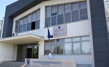 Ministria e Industrisë hedh poshtë akuzat për largim të investitorëve për shkak të vonesave nga Qeveria