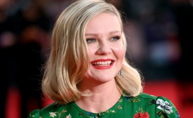 Kirsten Dunst thotë se producentët i thanë një herë të ‘rregullonte’ dhëmbët