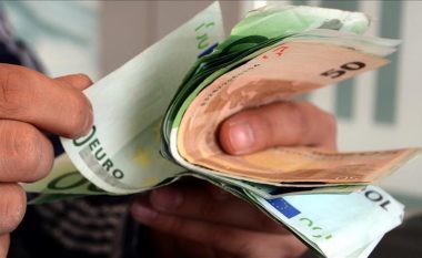 Kuvendi i Malit të Zi voton Ligjin e ri të Punës – paga minimale do të jetë 450 euro
