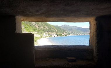 Kalimi i kufijve: Një obsesion shqiptar i lindur nga izolimi