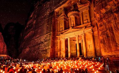 Petra, mrekullia “e kuqe” e botës