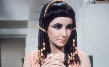 Sekreti i syve ngjyrë vjollce të aktores së famshme Elizabeth Taylor