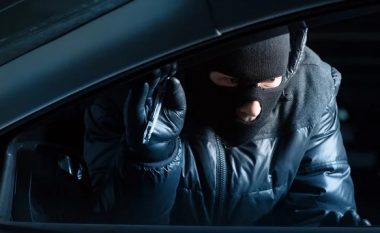 Grabitet një shtetas i huaj në Prishtinë, rrahet e kërcënohet brenda një veture – rasti po hetohet