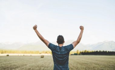Gjashtë shenjat e zodiakut që do të kenë gushtin më me fat