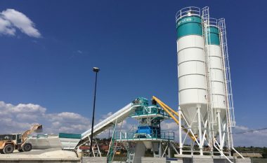 Prodhuesit e betonit i shkruajnë Kurtit për çmimin e çimentos: Nga 90 euro për ton ka shkuar në 150