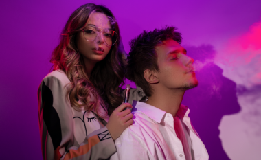 Konsumimi i Vapes 95% më pak i dëmshëm se sa konsumimi i duhanit