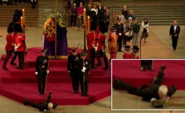 Pamjet kapën momentin kur rojës mbretërore i bie të fikët kur po ruante arkivolin e Mbretëreshës Elizabeth II