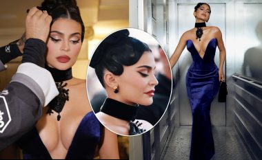 Kylie Jenner mahnit me paraqitjen, zgjedh një fustan të guximshëm prej kadifeje në Javën e Modës në Paris