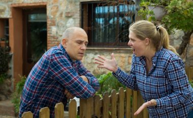 Këshilla për burrat në telashe: Si të silleni me një grua të zemëruar?