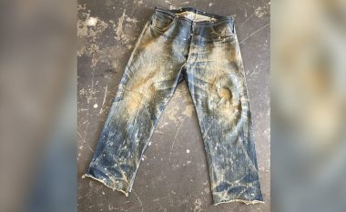 Një palë xhinse Levi’s të vitit 1880 shiten për më shumë se 87 mijë dollarë
