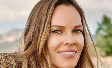 Shtatzënë dhe 48 vjeçare, Hilary Swank në formë të pëlqyer – për këtë mund t’i falënderojë disa aktivitete