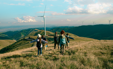 Nxënësit habisin mësuesin: shikoni se si mund të krijohet energjia e pastër elektrike!