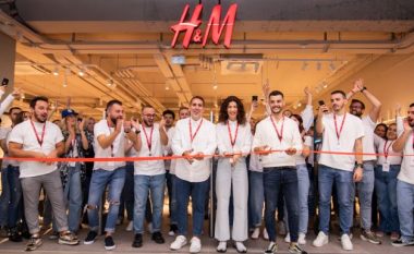 Emocion për dyqanin e parë të H&M në Prishtinë