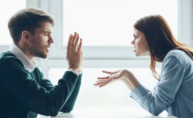 Shenjat që thuajse asnjëherë nuk e pranojnë se mund ta kenë gabim