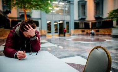 Ankthi i adoleshentëve është në rritje