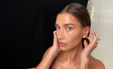 Hailey Bieber, me një trend tjetër të thonjve për festat e fundvitit