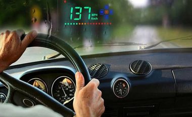 E dini që matësit e shpejtësisë në të gjitha automjetet tregojnë shpejtësi të pasaktë?