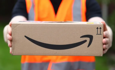 Në vend të laptopit i dërgojnë këpucë – Amazon nuk e beson atë