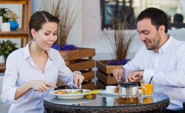 Arsyet për mosshmangien e pauzës së drekës
