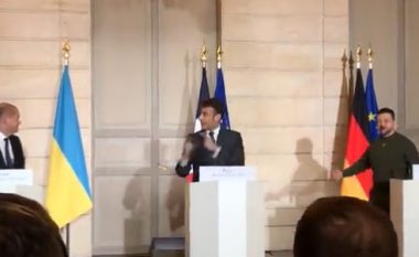 Zelensky dhe Scholz ngatërrojnë vendet në foltore gjatë konferencës së përbashkët me Macronin