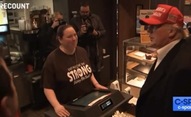 Trump i bëri një vizitë McDonald’s, thotë se e njeh menynë më mirë se kushdo aty