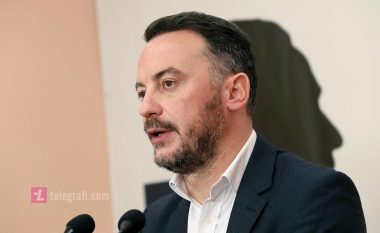 Dardan-Molliqaj-interviste-foto-Ridvan-Slivova
