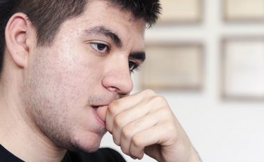 Ndaloni së ngrëni thonjtë, duke shfrytëzuar këto teknika