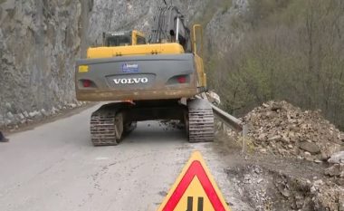 Zvarritje dyvjeçare të punimeve në rrugën Prizren-Prevallë