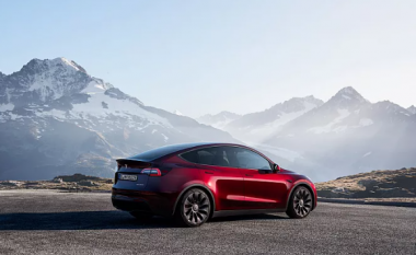 Tesla Model Y ishte makina më e shitur në botë në tremujorin e parë, bëhet vetura e parë elektrike në histori që arrin ta bëjë këtë