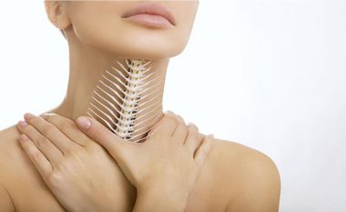 Është me rëndësi ta dini: Si t’ia bëni nëse halat e peshkut ju ngelin në fyt?