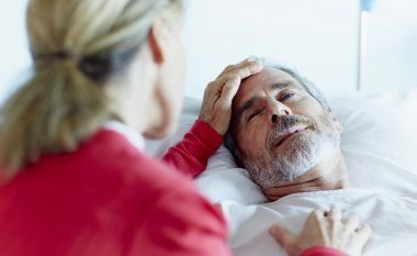 Çfarë lidhje kanë temperatura e trupit dhe sepsa? Edhe e ulëta nuk është e mirë për shëndetin