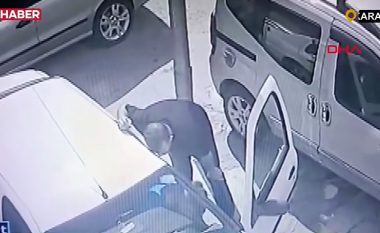 Po riparonin veturën në garazh, automekanikët nga Ankaraja frikësohen kur u shpërthen “air-bag”
