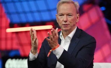 Inteligjenca Artificiale paraqet “rrezik ekzistencial”, thotë ish-CEO i Google, Eric Schmidt