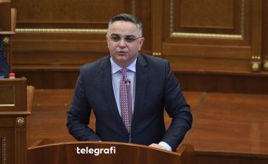 Tahiri: Skandalet në KEK meritojnë përgjigje prej atyre që i kanë fitu 50% e na patën lodh “krejt e drejt”