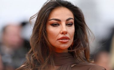 Madalina Ghenea, bukuroshja që cilësohet si ‘Sophia Loren e re’ shkëlqeu me një fustan sfidues në Kanë