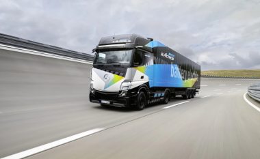 Mercedes-Benz prezanton në tetor kamionin elektrik eActros 600