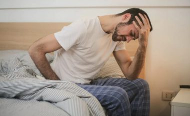 Kushtojini vëmendje simptomave: Urinimi i shpeshtë mund të jetë shenjë e problemeve serioze shëndetësore