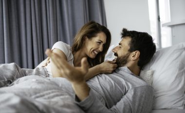 A pajtoheni edhe ju? Këto janë ditët, madje edhe në cilën orë duhet të bëni seks