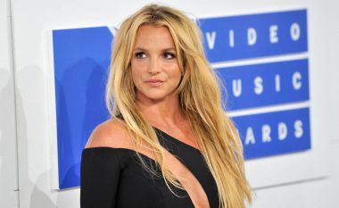 Britney Spears fshin sërish llogarinë e saj në Instagram