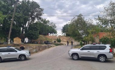 Sulmuesi i arrestuar serb po trajtohet në QKUK, gjendet jashtë rrezikut për jetë